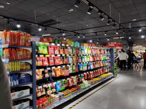 直擊濮陽隆祥超市黃河店開業(yè)盛況 人潮涌動(dòng)，日用百貨備受青睞